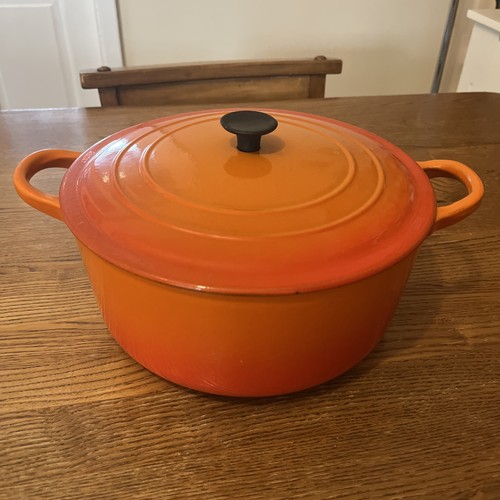 Creuset cast iron casserole - le,