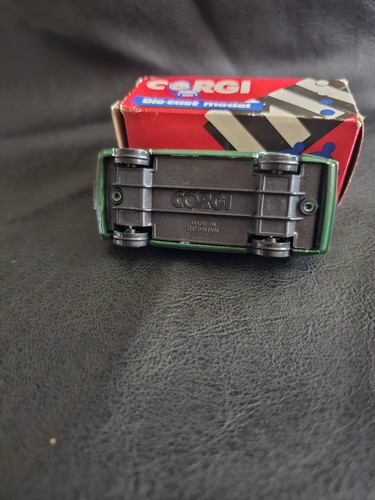 British racing green - corgi, die