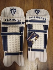 NEW Fearnley Cricket Pads