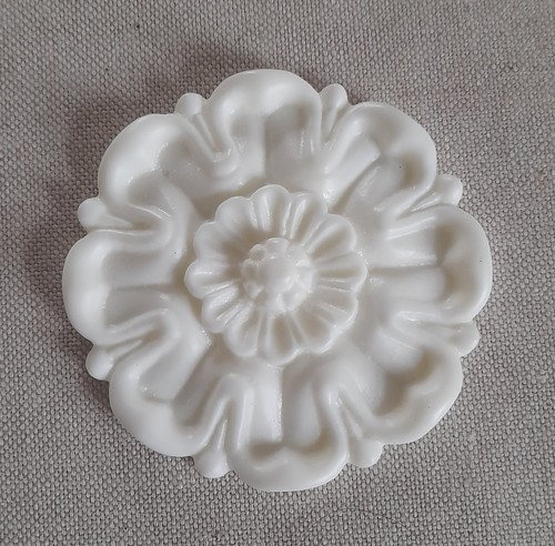 4cm white resin - a, oak