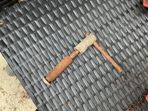 Merry tiller handle - , bolt