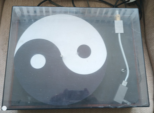 Vintage turntable - vintage, turntable.