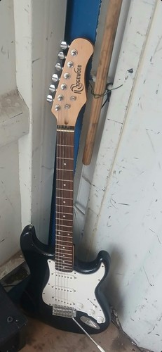Electric guitar - electric,
