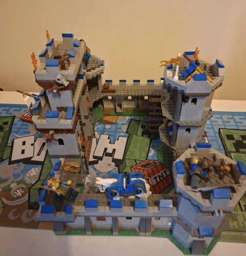 Lego castle king - king's,