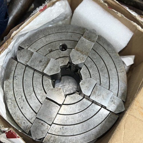 Hardinge jaw lathe chuck - 4-jaw,