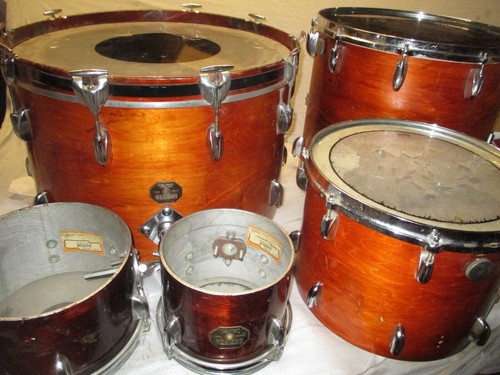 Gretsch drum kit - drum,