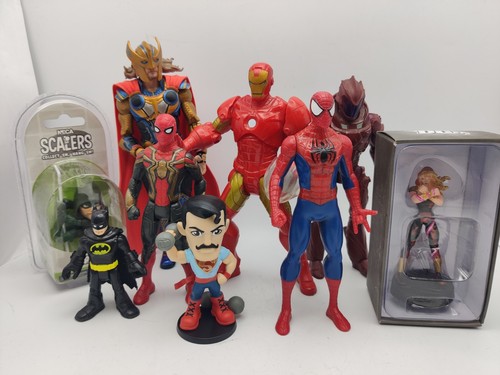 Marvel figure bundle - marvel,