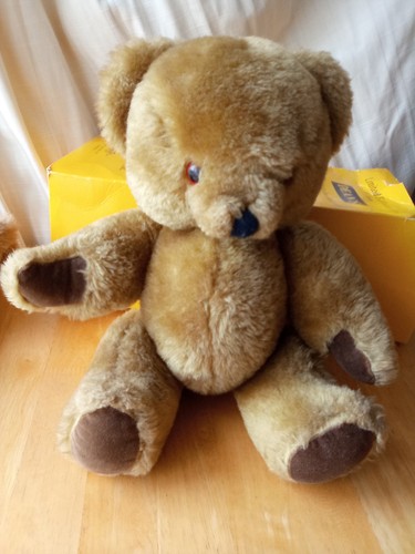 Pedigree vintage bear - vintage,