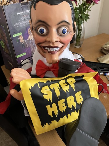 Creepy ventriloquist dummy - ventriloquist,