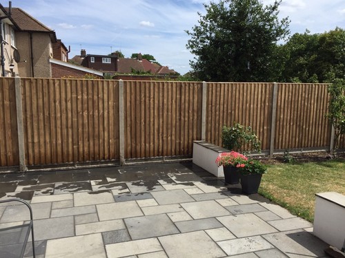 Closeboard fencing - ***,