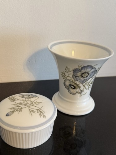 Wedgewood bone china - bone, glen