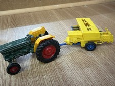 BRITAINS FARM 1:32 SCALE MODEL FORDSON TRACTOR & NEW HOLLAND HAY BALER TRAILER