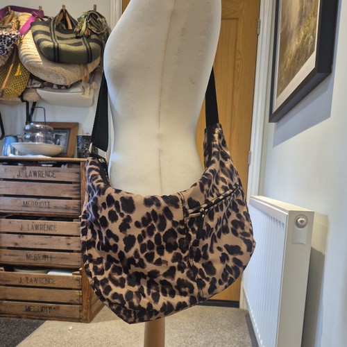 Leopard print crescent - leopard,