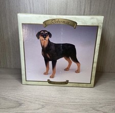 Leonardo Collection Doberman Pinscher Dog Model Figurine Art Decoration Ornament