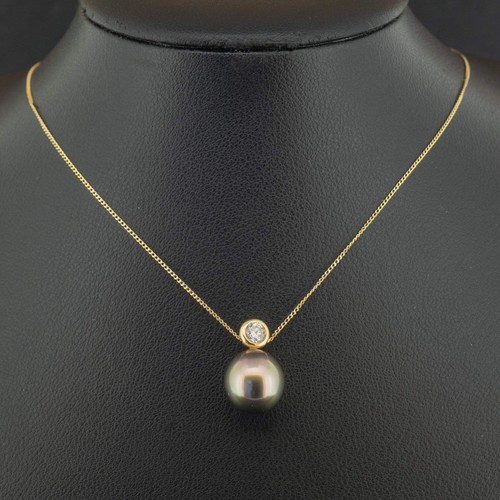 18ct yellow gold - yellow, south