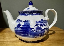 Ringtons Willow Pattern Teapot