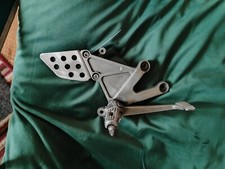 2003 Honda cbr600rr right rearset complete with brake pedal and heel plate