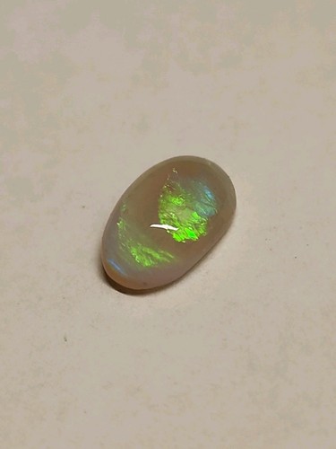 Carat australian opal - 1.8,