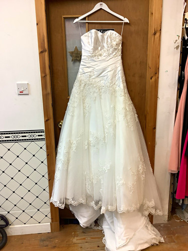 Maggie sottero ivory satin - sottero,