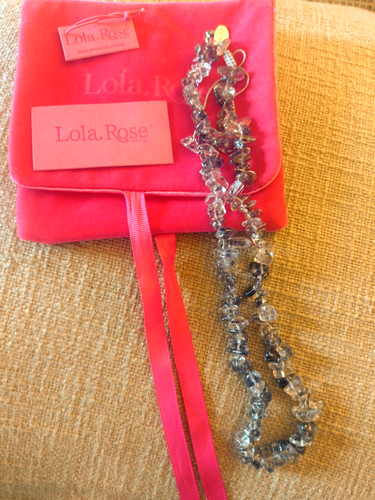 Lola rose black - rock, crystal