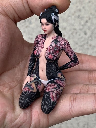 Sakura tattoo girl - 1/16,
