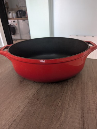 Staub cast iron 37cm oval - iron,