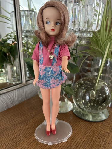 Vintage sindy sidepart - vintage,