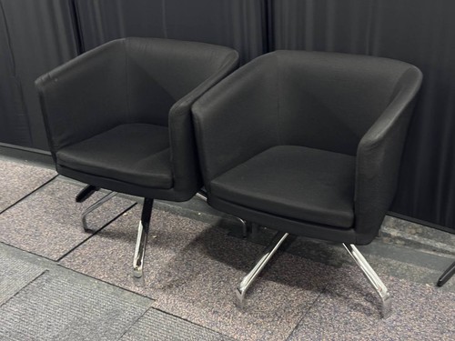 Black swivel tub - tub, chairs