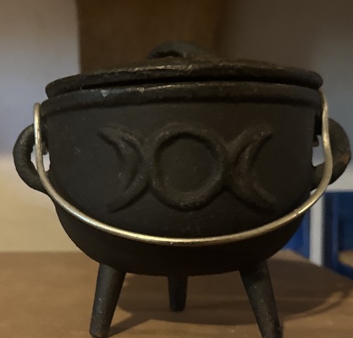 Cast iron cauldron - iron, 10cm