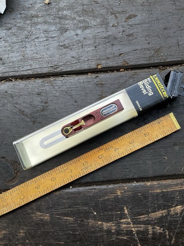 Ultra rare veritas - veritas, small