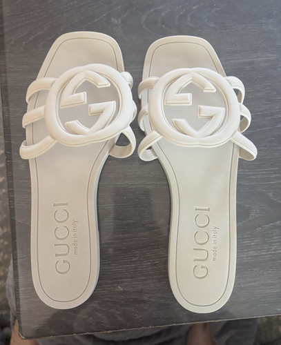 Gucci cream logo - cream, slide