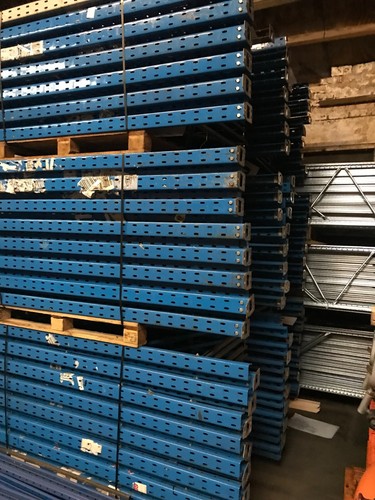 One single bay - one, of