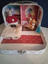 Maileg Compat Dollhouse christmas  Suitcase with Felt Mouse & Accessories 