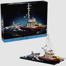 2025 New Jaws Diorama Boat