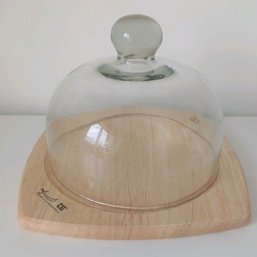 Butter dish cheese - dish, wooden