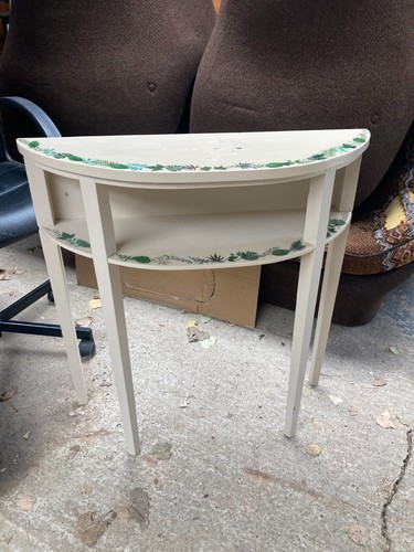 Half moon side table shelf - moon,