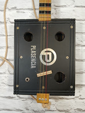 cigar box guitar 3 string