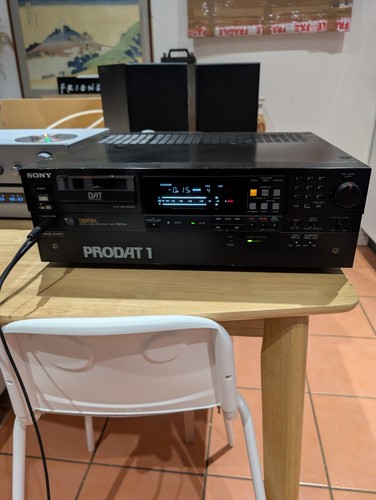 Audio design prodat - design, dat