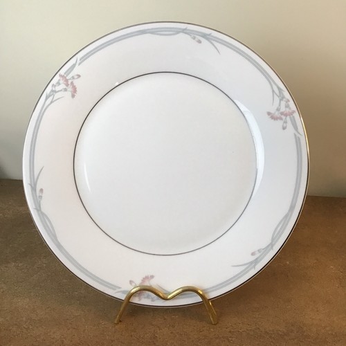 Vintage 1982 royal doulton - vintage,