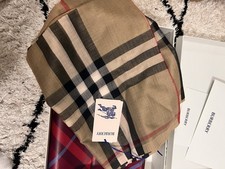 Burberry Reversible Check Wool