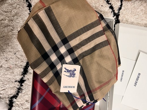 Burberry reversible check wool - check,