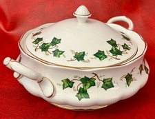 Vintage (1960s): Colclough Fine Bone China . . . Tureen (Ivy Leaf)