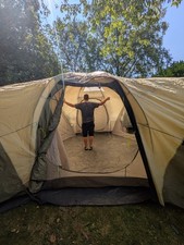 Outwell Hartford 12 Man XXL Tent, Colour Green (used twice), extension & carpet 