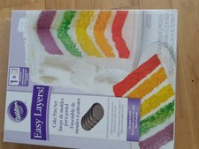WILTON EASY LAYERS CAKE PAN