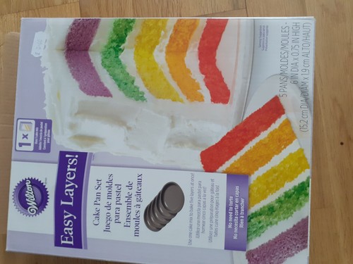 Wilton easy layers cake pan - cake,