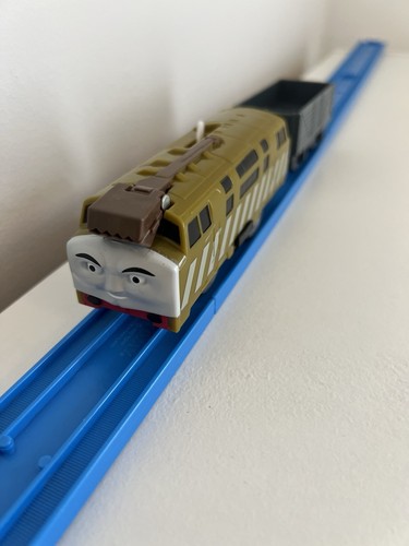 Tomy trackmaster diesel - tomy,