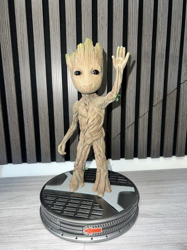 Sideshow lifesize baby groot - sideshow,