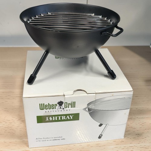 Vintage weber grill - weber, restaurant