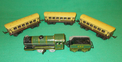 Mettoy gauge clockwork train - gauge,