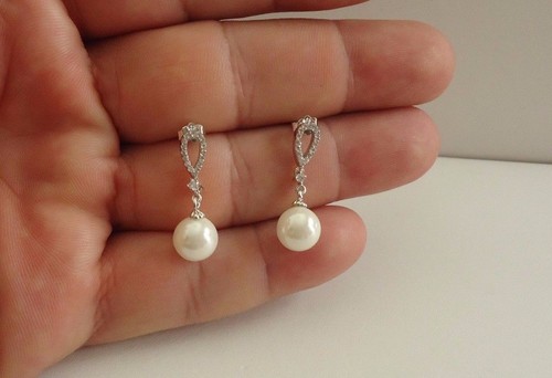 Dangling pearl earrings lab - dangling,